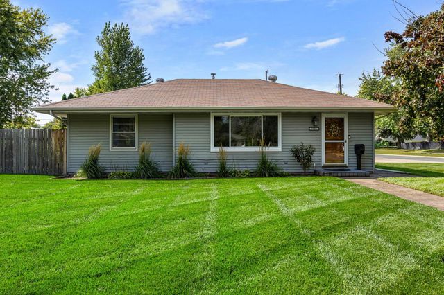 8800 10th Avenue S, Bloomington, MN 55420