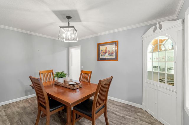 8800 10th Avenue S, Bloomington, MN 55420