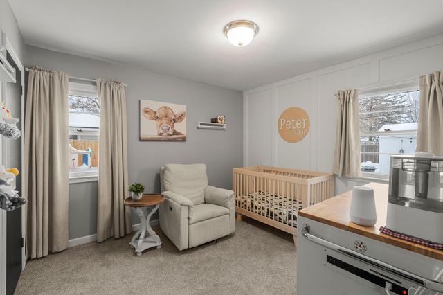 8800 10th Avenue S, Bloomington, MN 55420