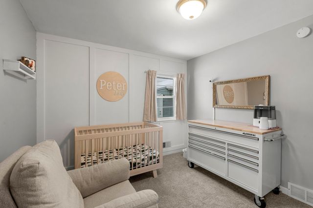 8800 10th Avenue S, Bloomington, MN 55420