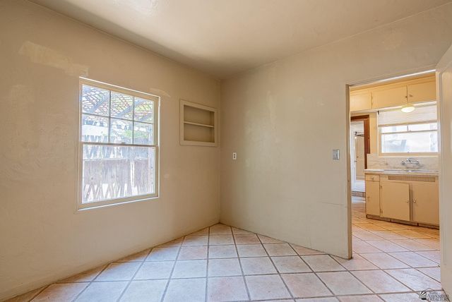 585 S 7 AVE, Yuma, AZ 85364