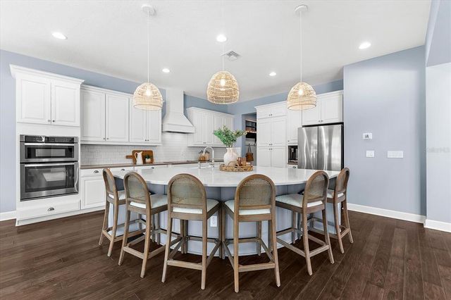 7836 MARSH POINTE DRIVE, Tampa, FL 33635
