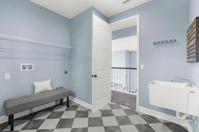 7836 MARSH POINTE DRIVE, Tampa, FL 33635