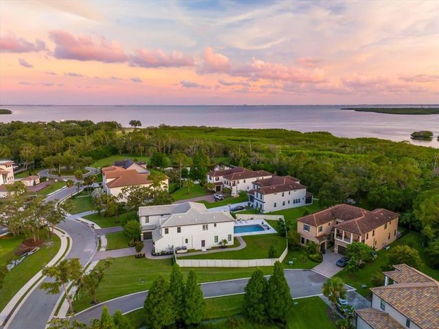 7836 MARSH POINTE DRIVE, Tampa, FL 33635