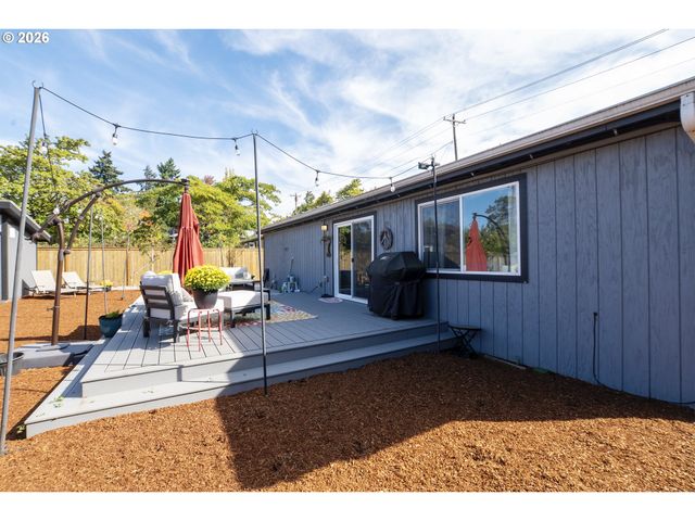 1161 W 18TH Ave, Eugene, OR 97402