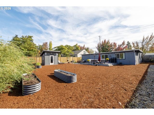 1161 W 18TH Ave, Eugene, OR 97402