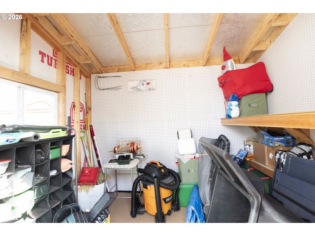 1161 W 18TH Ave, Eugene, OR 97402