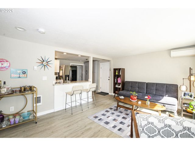1161 W 18TH Ave, Eugene, OR 97402