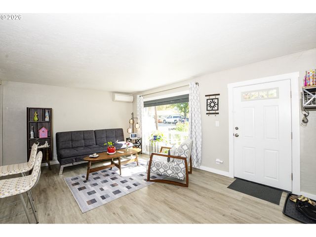 1161 W 18TH Ave, Eugene, OR 97402