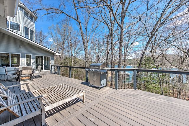 8354 Hopper Road, Rogers, AR 72756