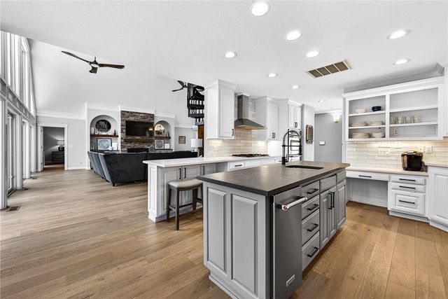 8354 Hopper Road, Rogers, AR 72756