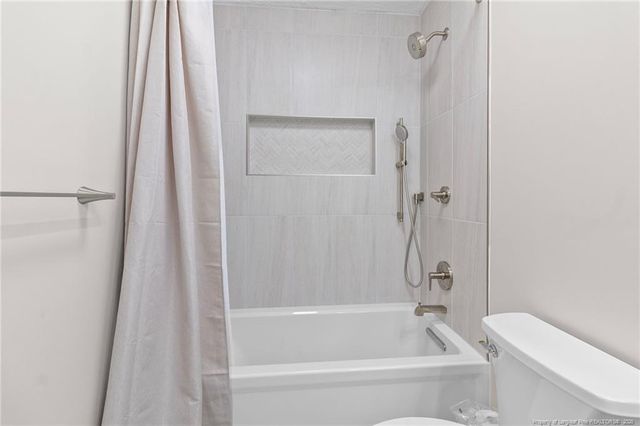 501 Woodberry Circle, Raeford, NC 28376