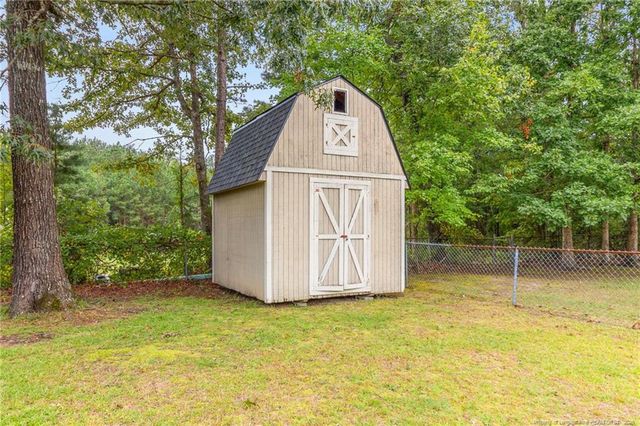 501 Woodberry Circle, Raeford, NC 28376