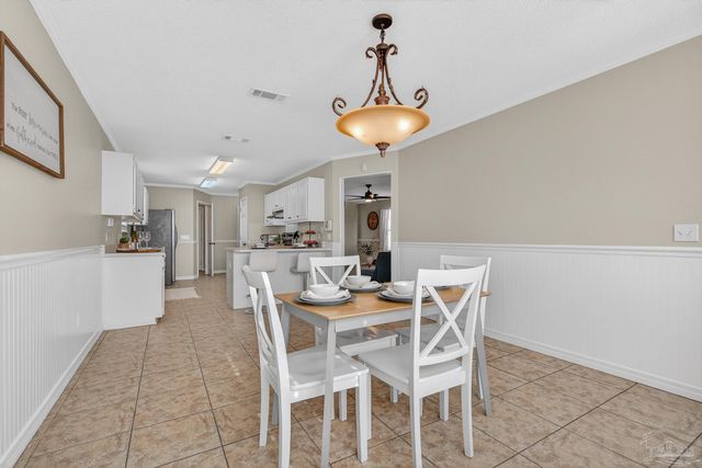 3280 Two Sisters Way, Pensacola, FL 32505