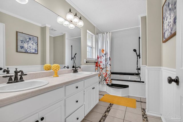 3280 Two Sisters Way, Pensacola, FL 32505