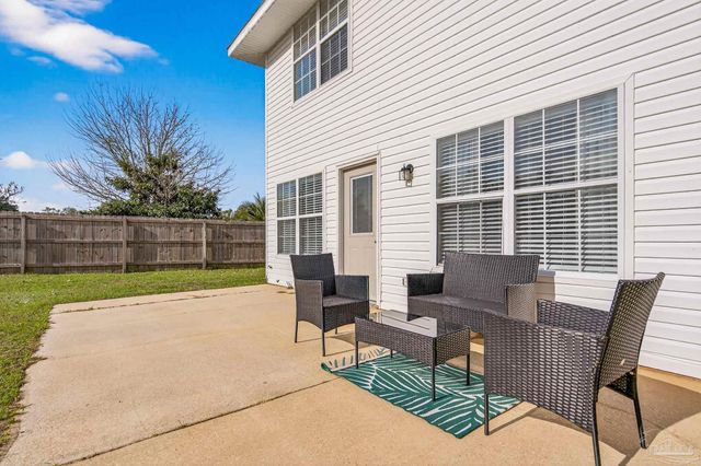 3280 Two Sisters Way, Pensacola, FL 32505