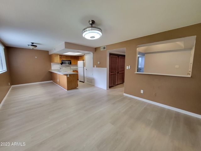 18811 N 19th Avenue Apt 2013, Phoenix, AZ 85027