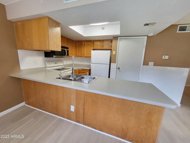18811 N 19th Avenue Apt 2013, Phoenix, AZ 85027