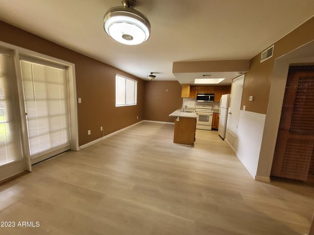 18811 N 19th Avenue Apt 2013, Phoenix, AZ 85027