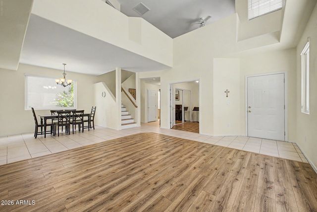 15215 S 14TH Place, Phoenix, AZ 85048