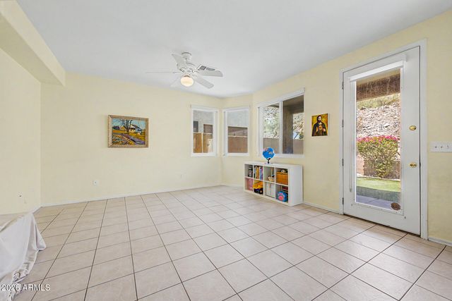 15215 S 14TH Place, Phoenix, AZ 85048