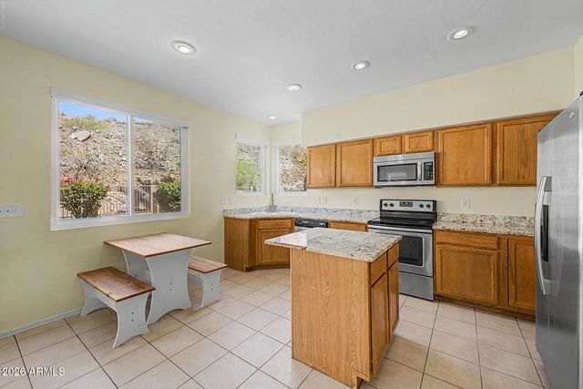 15215 S 14TH Place, Phoenix, AZ 85048