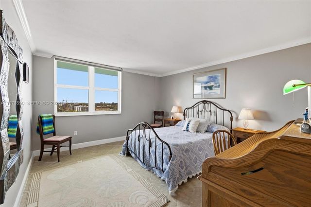 10350 W Bay Harbor Dr PH-H, Bay Harbor Islands, FL 33154