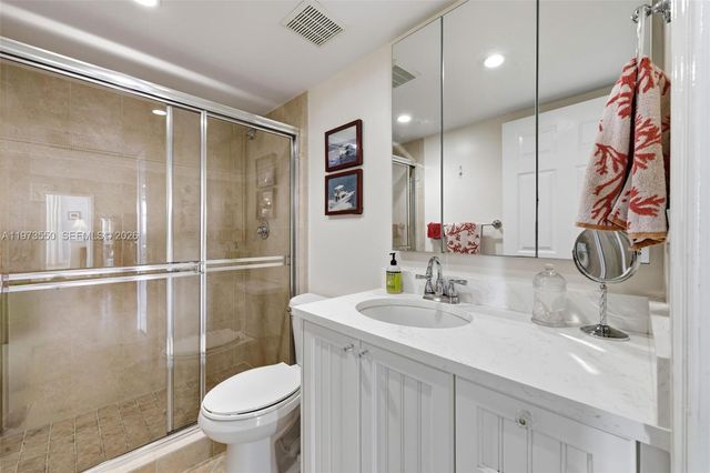 10350 W Bay Harbor Dr PH-H, Bay Harbor Islands, FL 33154