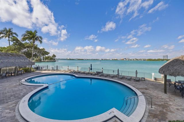 10350 W Bay Harbor Dr PH-H, Bay Harbor Islands, FL 33154