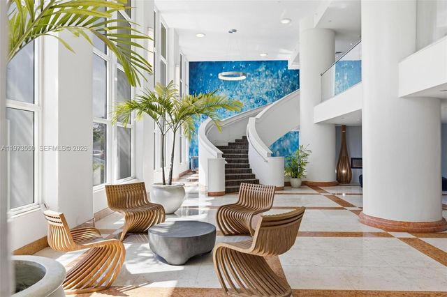 10350 W Bay Harbor Dr PH-H, Bay Harbor Islands, FL 33154