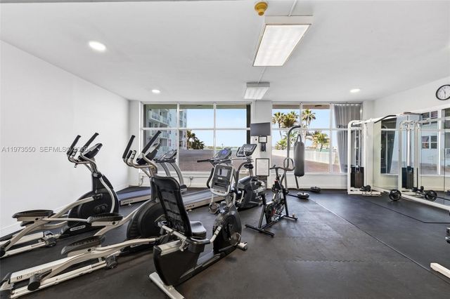 10350 W Bay Harbor Dr PH-H, Bay Harbor Islands, FL 33154