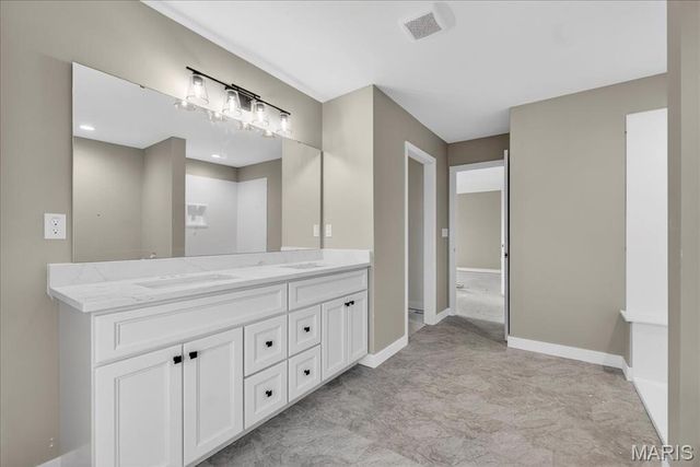 628 Middletown Court, O'fallon, IL 62269