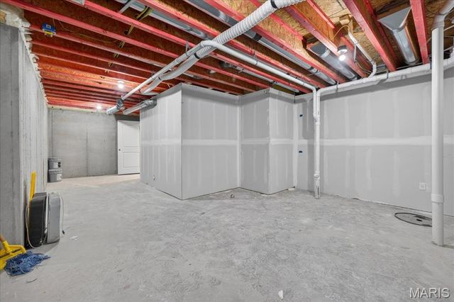 628 Middletown Court, O'fallon, IL 62269