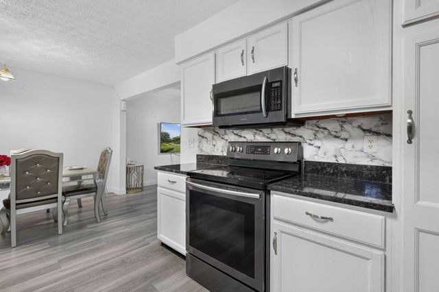 3601 Stonecross Lane, Hilliard, OH 43026