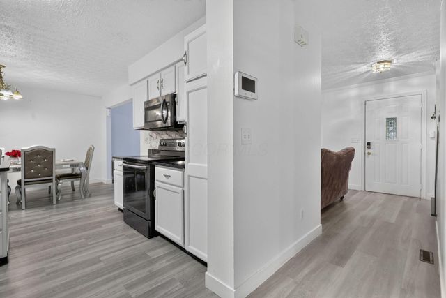 3601 Stonecross Lane, Hilliard, OH 43026