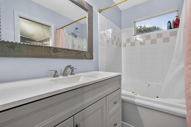 3601 Stonecross Lane, Hilliard, OH 43026