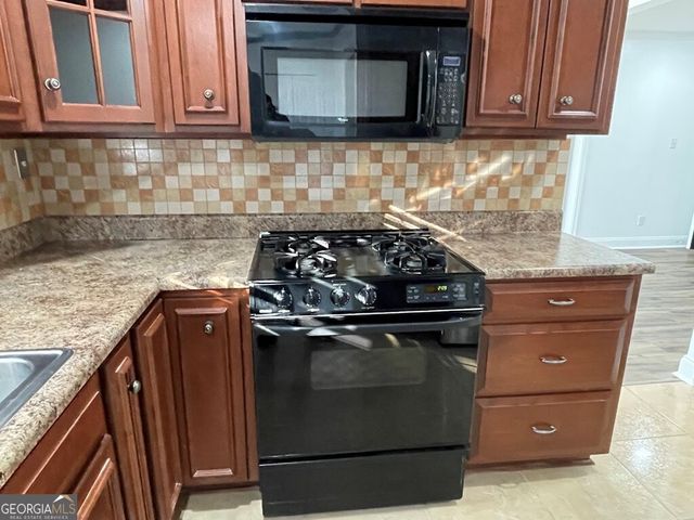 2311 Saint George Lane, Albany, GA 31707