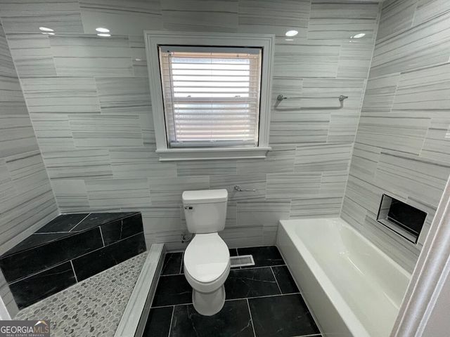 2311 Saint George Lane, Albany, GA 31707