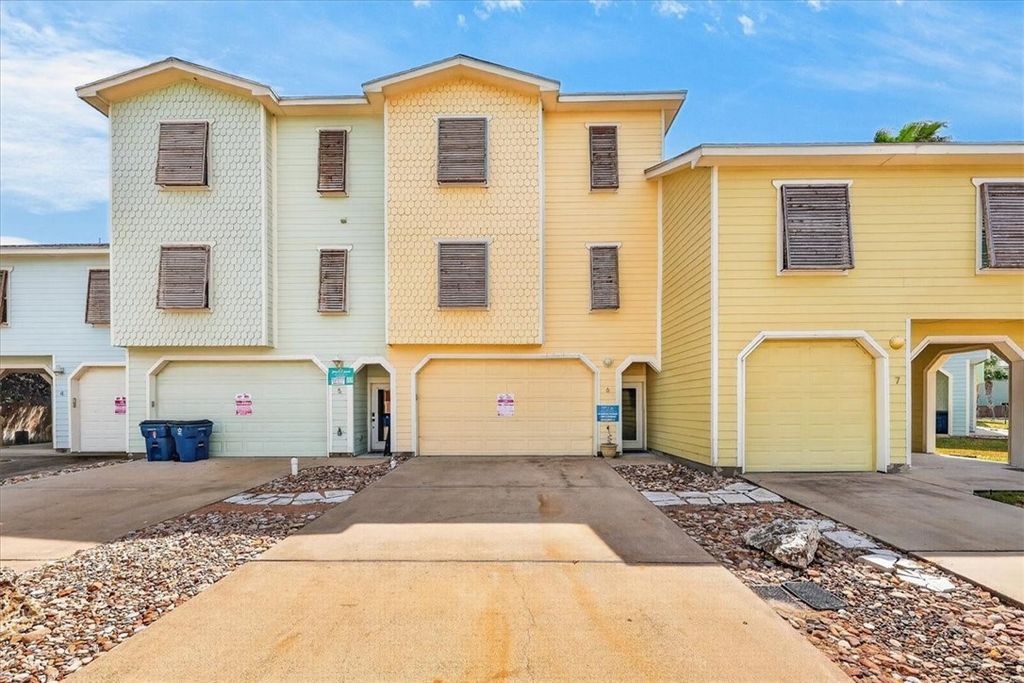247 W Roberts Ave 6, Port Aransas, TX 78373 — photo 2