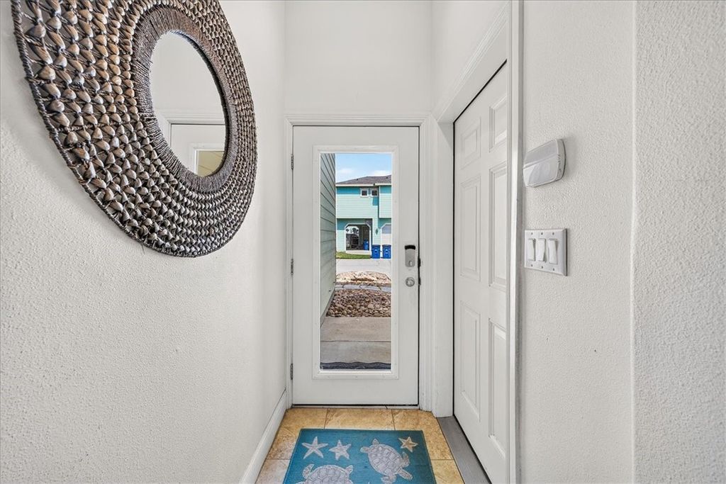 247 W Roberts Ave 6, Port Aransas, TX 78373 — photo 4
