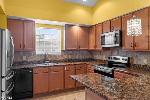 10046 Via Colomba CIR 203, Fort Myers, FL 33966