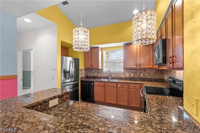 10046 Via Colomba CIR 203, Fort Myers, FL 33966