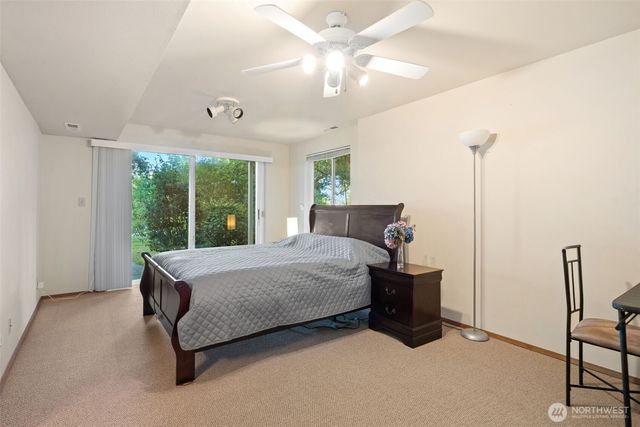 31698 Sunrise Beach Court NE, Kingston, WA 98346