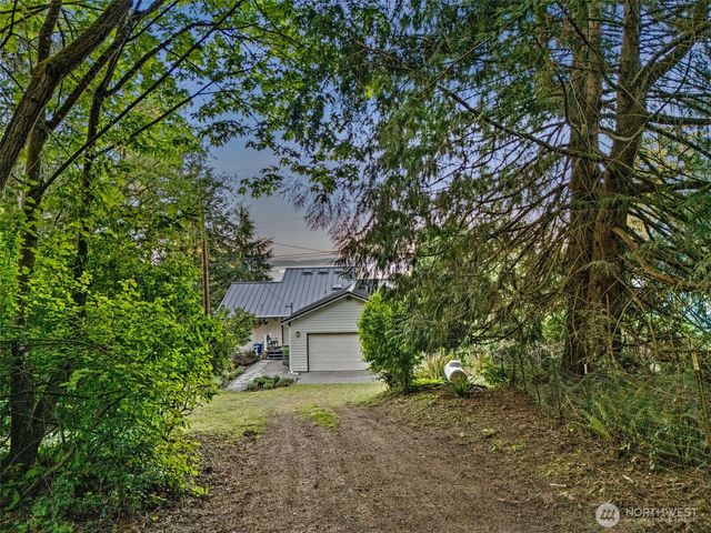 31698 Sunrise Beach Court NE, Kingston, WA 98346