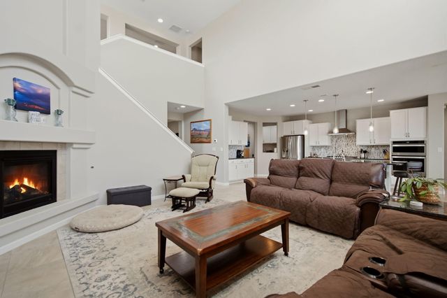9015 Retablo Road NW, Albuquerque, NM 87120