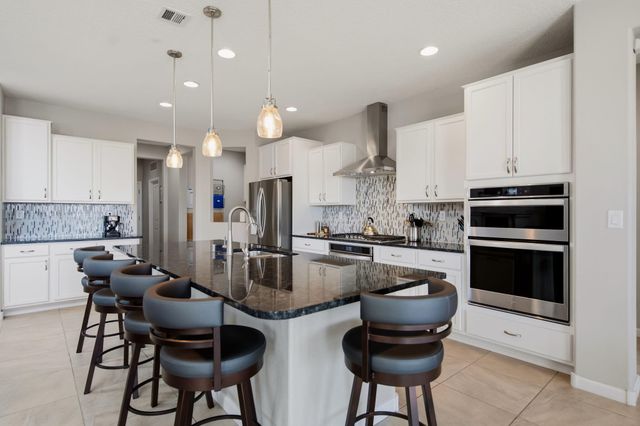 9015 Retablo Road NW, Albuquerque, NM 87120
