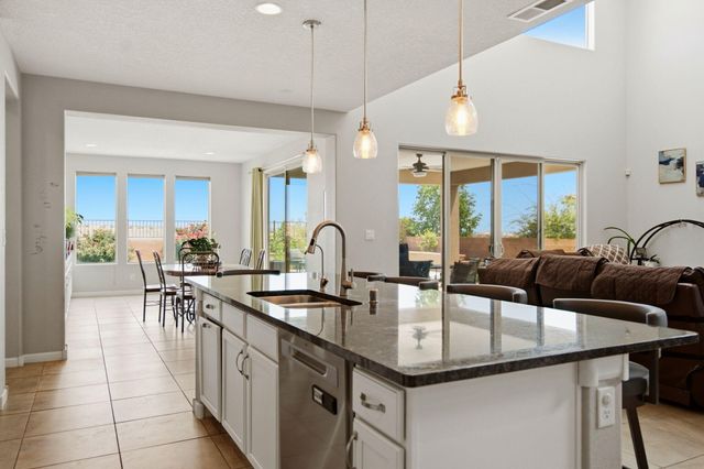 9015 Retablo Road NW, Albuquerque, NM 87120