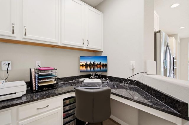 9015 Retablo Road NW, Albuquerque, NM 87120