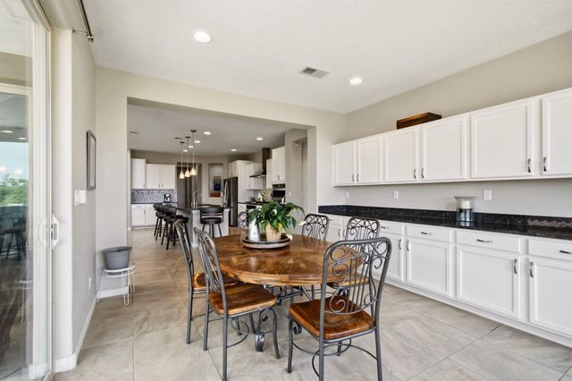 9015 Retablo Road NW, Albuquerque, NM 87120