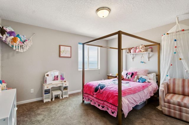 9015 Retablo Road NW, Albuquerque, NM 87120